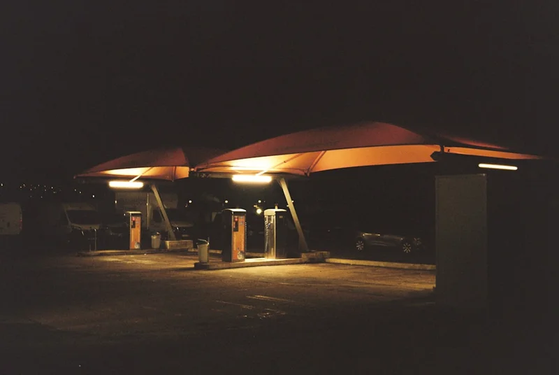 Auto classica restaurata dal team MotorForge